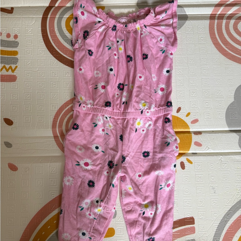 18 Month Winter Collection - Picture 2 of 8